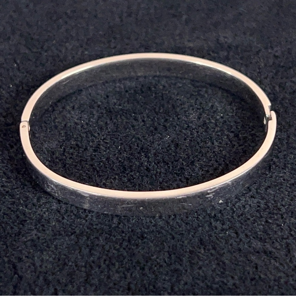 Y2K Era Stainless Steel Bangle Style Bracelet Silver Classic Clip Click - Picture 14 of 14